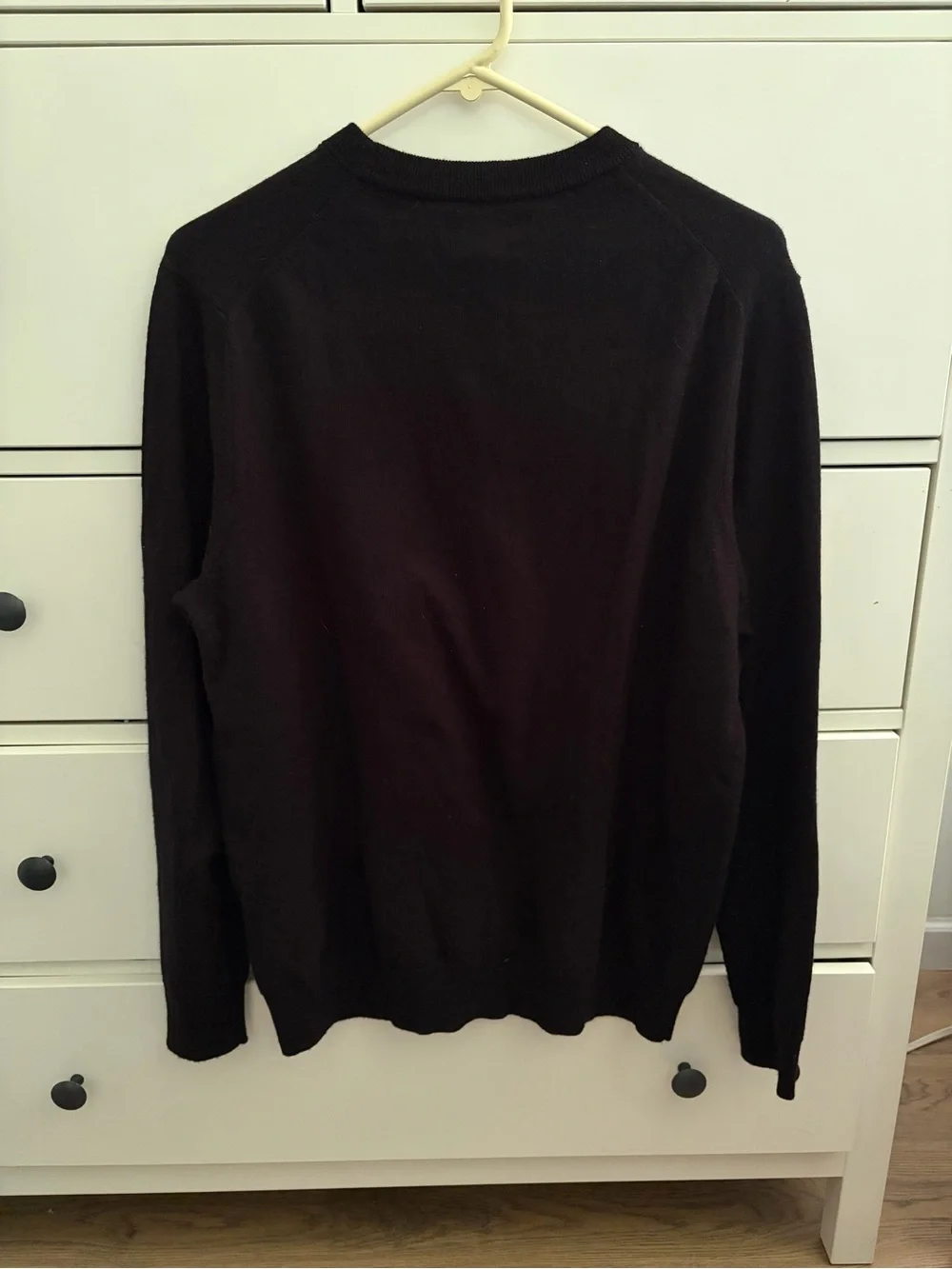 TAHARI wool sweater black size L